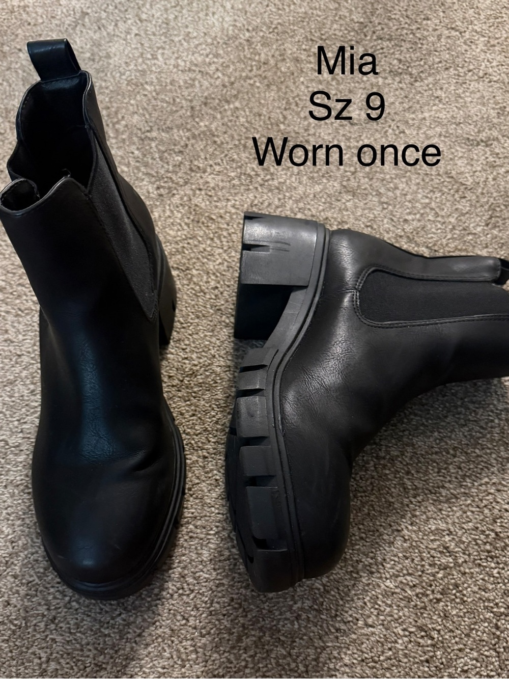 MIA Black Chunky Chelsea Ankle Boots Sz 9